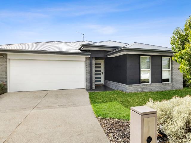 10 McCormack Avenue