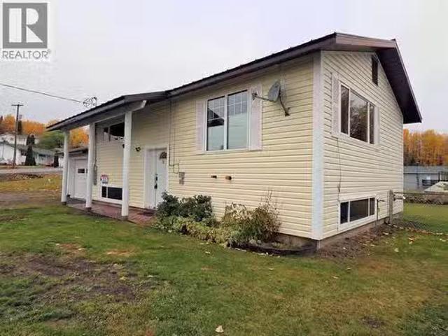 10 Mcdonald Avenue, Granisle, BC, V0J 1W0 house for sale Li.