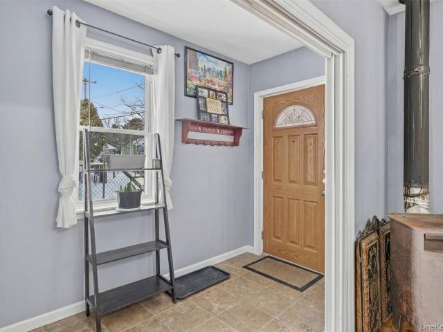 10 Maple Ave N, Loch Sheldrake, NY 12733 | MLS #966415