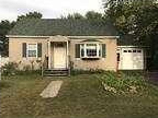 10 Maplewood Dr, South Burlington, Vt 05403