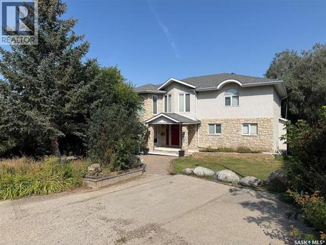 10 Meadow Bay, Lumsden, SK, S0G 3C0 house for sale | Listing ID SK046606 | Royal LePage