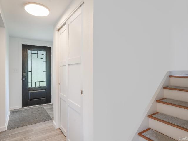 10 Meadow Lane