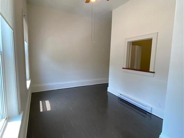 10 MECHANIC Street Unit# 1, Paris, Ontario, N3L1J9