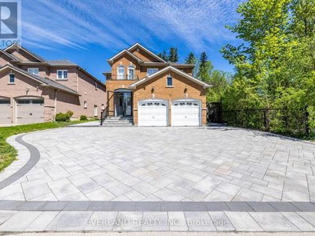 10 Megarry Court, Richmond Hill, ON, L4S 2S3 house for sale | Listing ID N13842 | Royal LePage