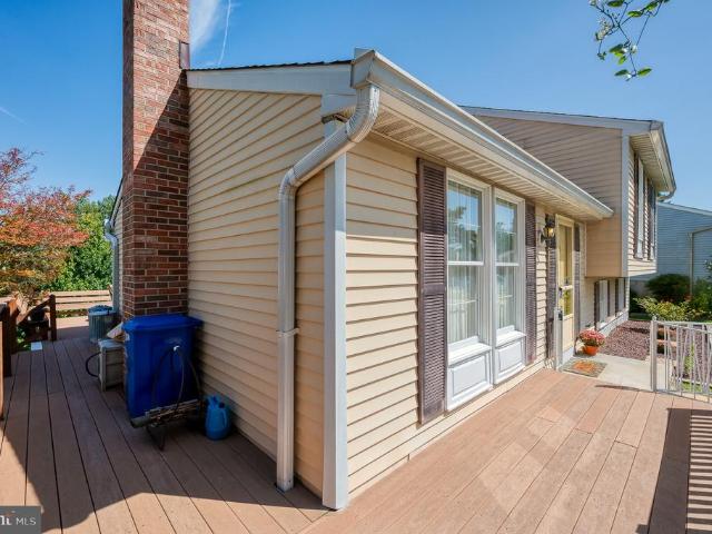 10 Melanie Court