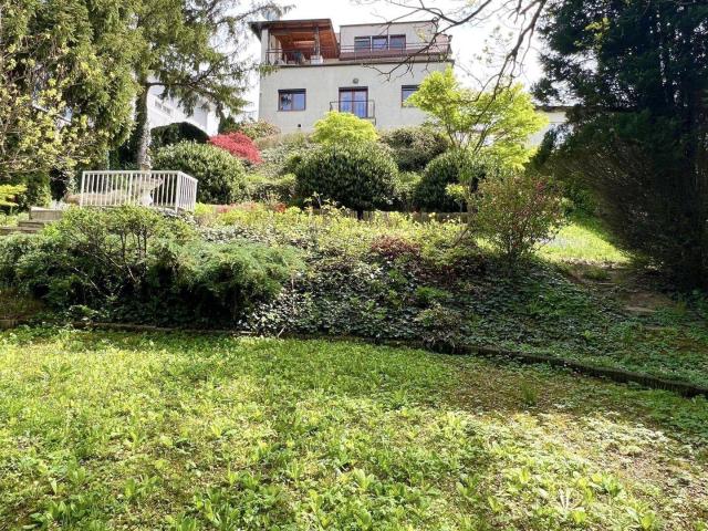 Klimatisierte Villa mit Weitblick I 10 Minuten Fahrzeit nach Wien I Wellness, Fitnessraum & Kamin I Terrassen, Balkon & Garten I Hochwertige Ausstattung