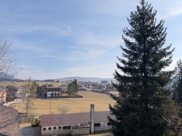 [10 minuti dal centro] Garage e balcone panoramico