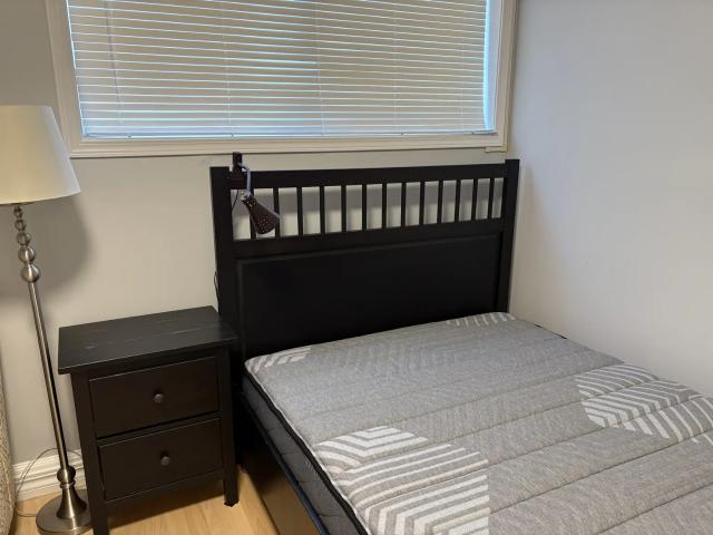 10 min walk to UVIC Furn Bachelor Ste in House 2296 Hazelton Place AUG 27/26