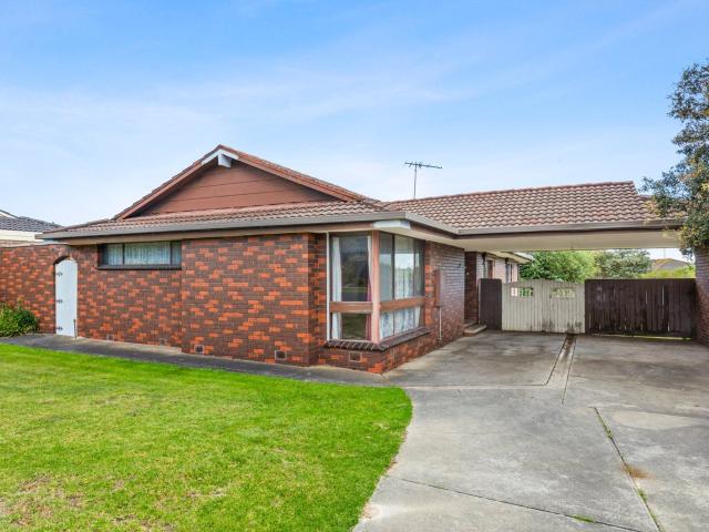 10 Moruya Drive, Grovedale
