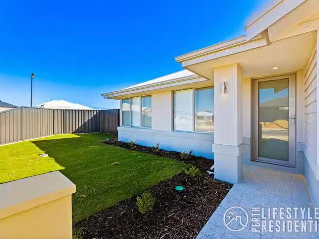 10 Morinda Street, Two Rocks, WA 6037
