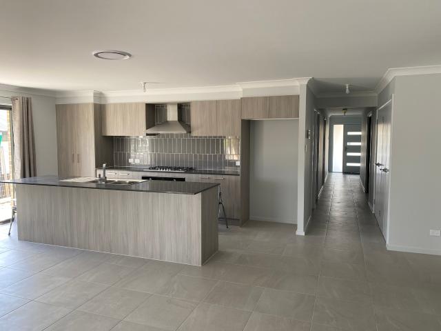 10 Muirs Retreat, Cooranbong