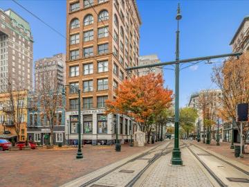 10 n main st