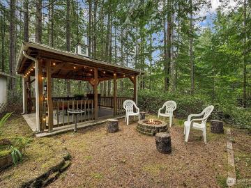 10 N Duckabush Drive W