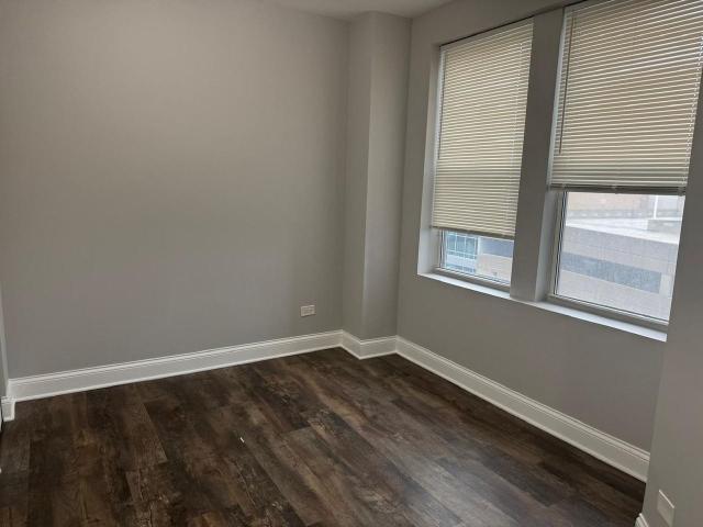 10 N Sheridan Rd. 1 Bedroom Apartment for Rent at 10 N Sheridan Rd, Waukegan, IL 60085