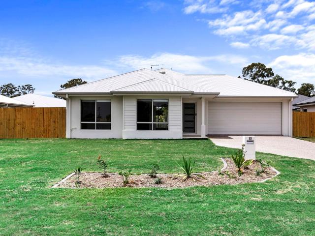 10 Ocean Edge Road, BURRUM HEADS, QLD 4659
