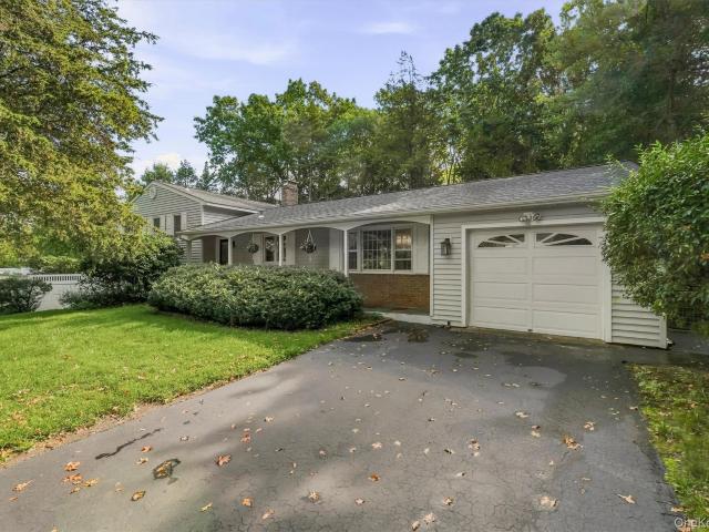 10 Oak Bend Road