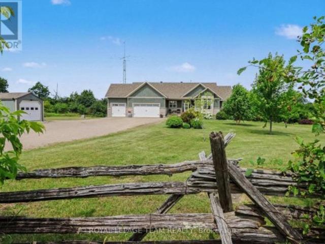 10 Old Kingston Road, Rideau Lakes, ON, K0G 1L0 house for sale | Listing ID X13750 | Royal LePage