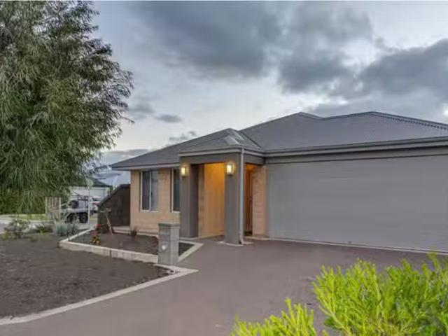 10 Ongar Road, Butler, WA 6036