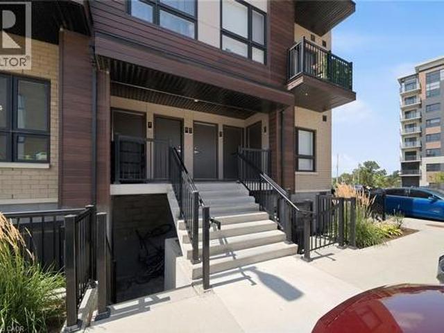 10 Palace Street Unit# C8, Kitchener, ON, N2E 0J3 townhouse for sale | Listing ID 40857 | Royal LePage