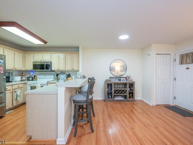 10 Parkside Ct