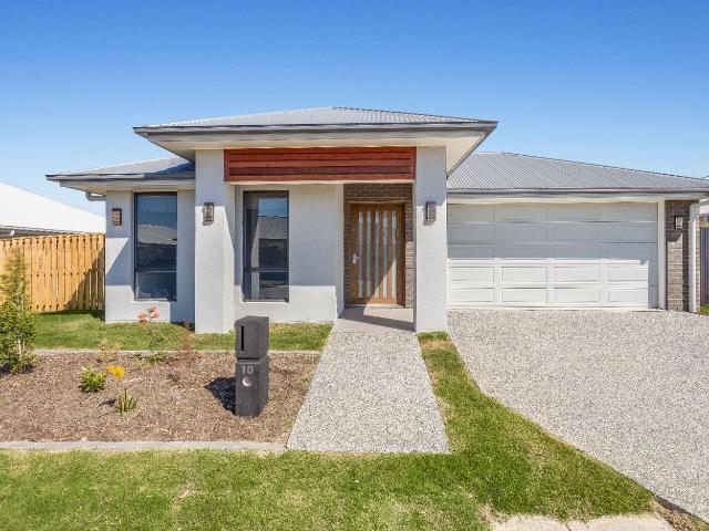 10 Pembroke Drive, LILYWOOD, QLD 4513