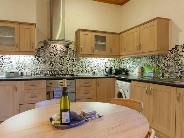 10 Penywern Road, London, SW5