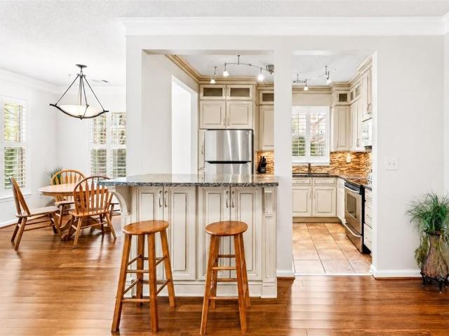 10 Perimeter Summit Boulevard 3110