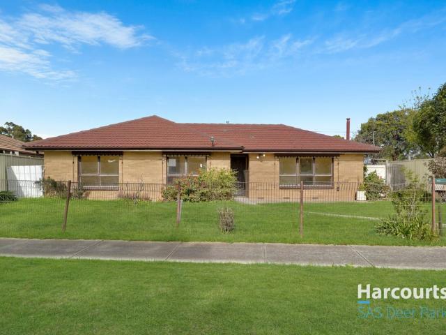 10 Phyllis Parade, DEER PARK, VIC 3023