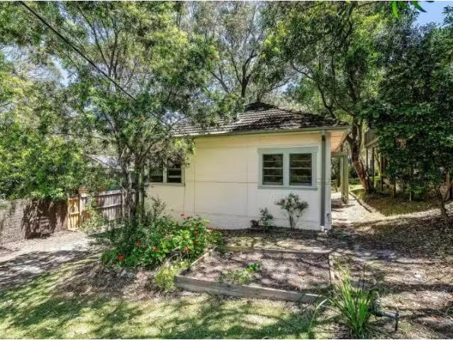 10 Putty Beach Drive, Killcare House for rent Listed by Anika.