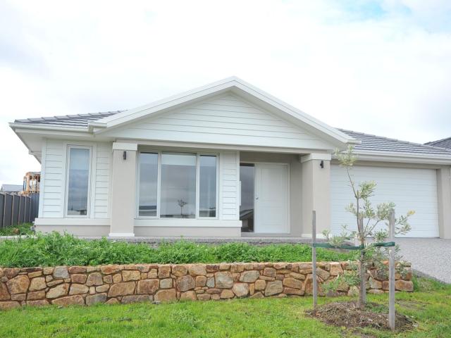 10 Quoll Way, NAR NAR GOON, VIC 3812