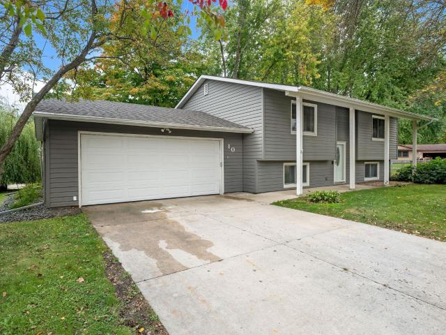 10 Radel Place