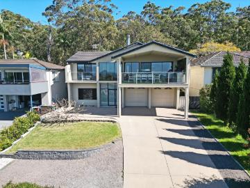 Salamander Bay, Port Stephens
