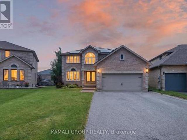 10 Rebecca Court, Barrie, ON, L4N 0V5 house for sale | Listing ID S13713 | Royal LePage