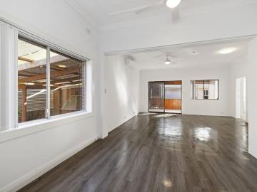 10 Reynolds Avenue, Bankstown