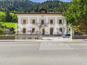 10 Room apartment