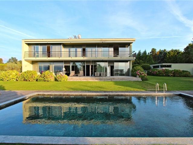 10 Room single house