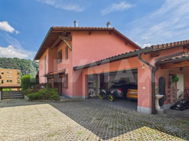 10 Room single house