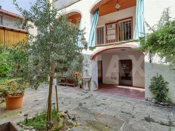 10 Room single house