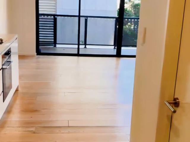 10 Rothschild avenue, Sydney