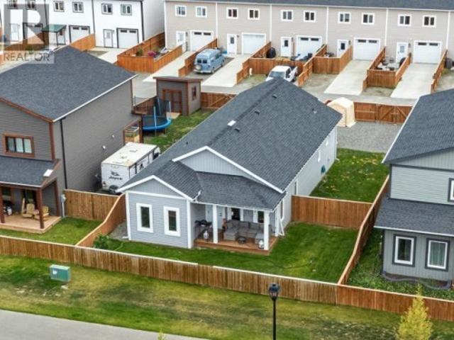 10 Scotia Lane, Whitehorse, YT, Y1A 0S7 house for sale | Listing ID 17664 | Royal LePage
