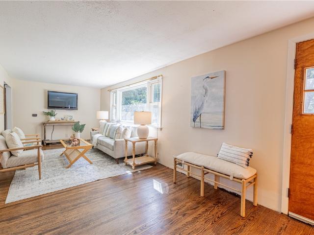 10 Scenic View Drive