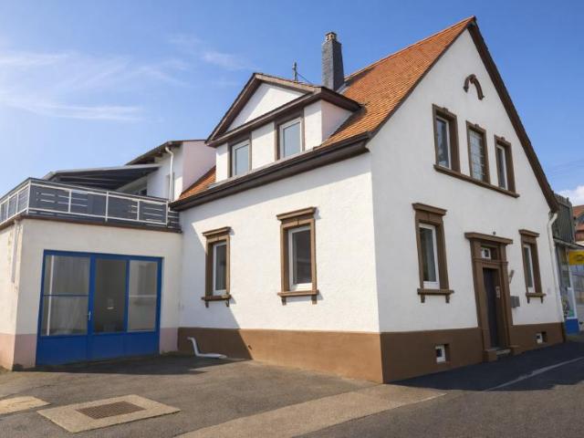 10 Schlafzimmer Haus Waldalgesheim Deutschland 103413188