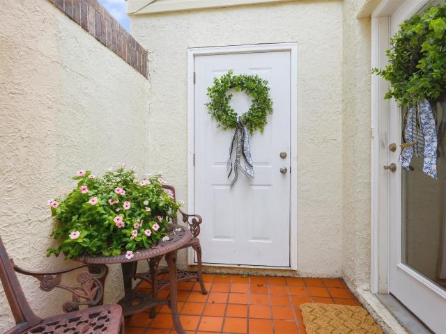10 San Marks Ct