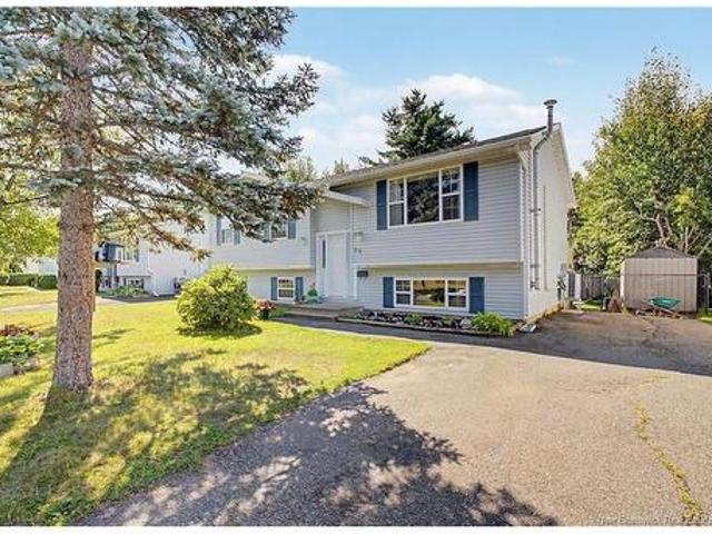 10 Shephard Dr, Oromocto, NB, E2V 2P5 house for sale | Listing ID NB146903 | Royal LePage