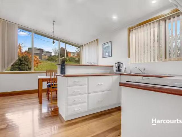 10 Simon Court, ROMAINE, TAS 7320 House Leased