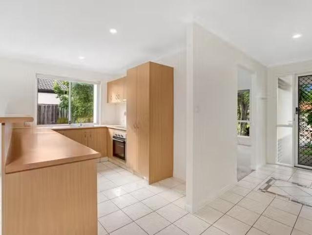 10 Solitaire Place, Robina, QLD 4226 House for Rent