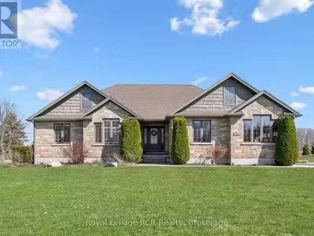 10 Sparberry Street, Southgate, ON, N0G 2L0 house for sale.