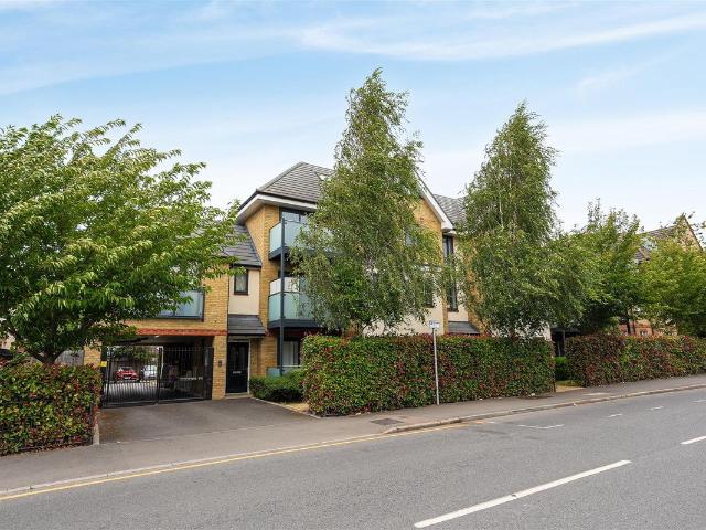 10 Swan Road, West Drayton UB7, 2 bed flat to rent, £1,850 pcm | PrimeLocation