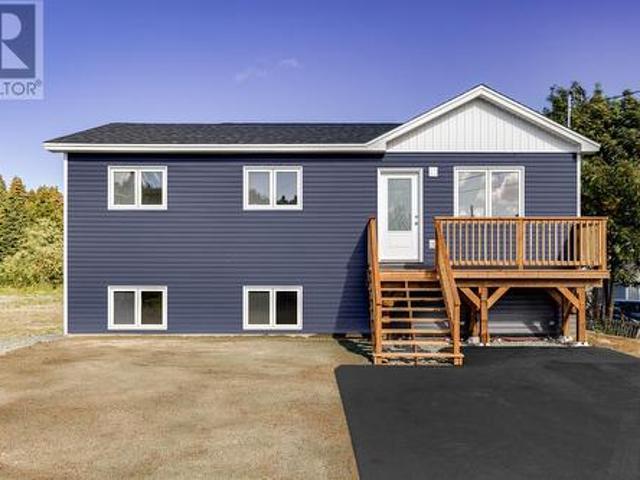 10 Strugnells Marsh Road, Pouch Cove, NL, A0A 3L0 house for sale | Listing ID 1304 | Royal LePage