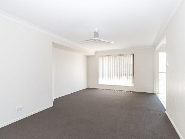 10 Stringybark Drive Urangan, QLD 4655
